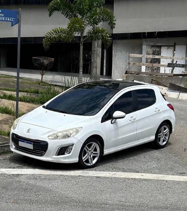 PEUGEOT 308 2.0 ALLURE 16V FLEX 4P AUTOMÁTICO